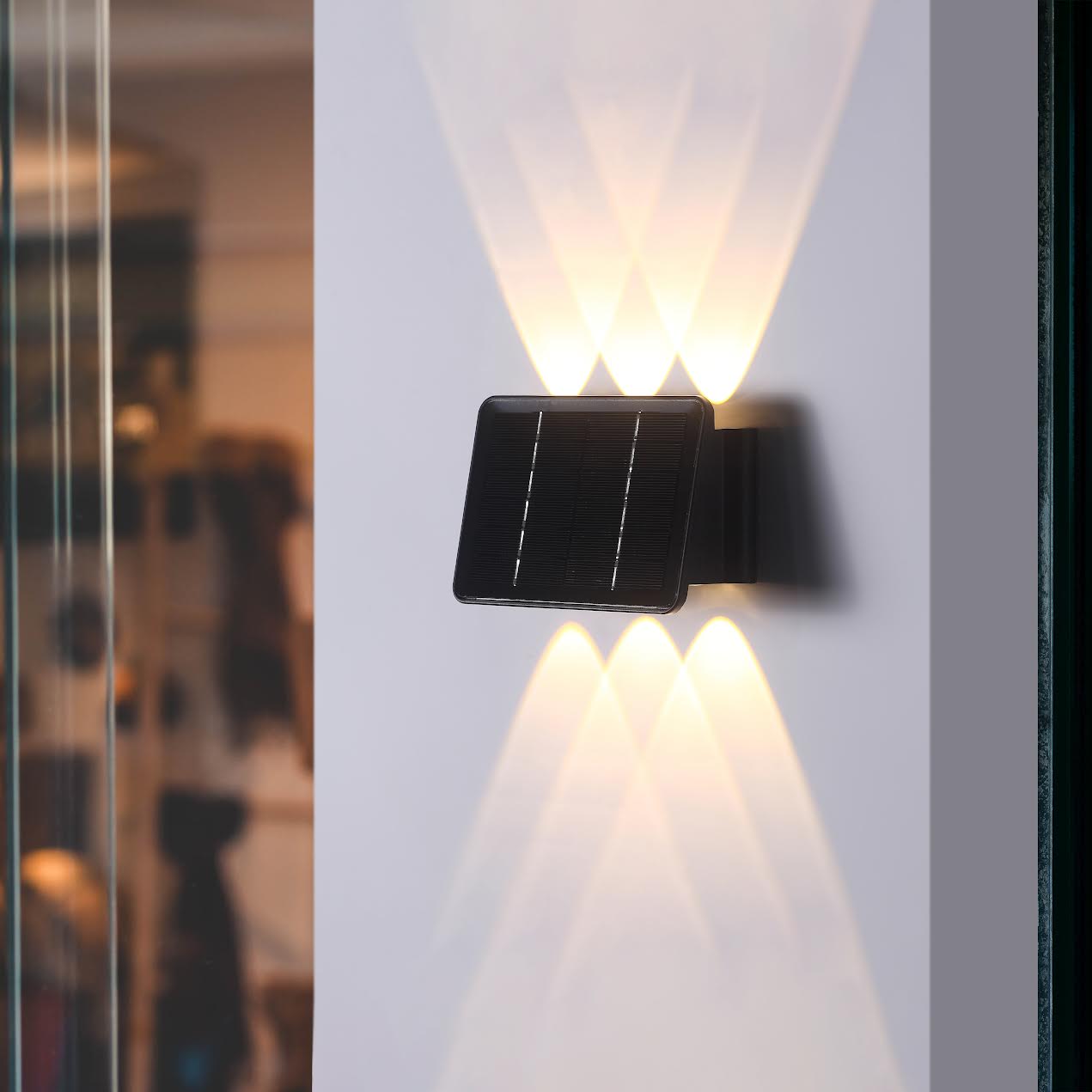 Nocta Solcelle Væglampe-Nordics Pro-OutletLamper.dk
