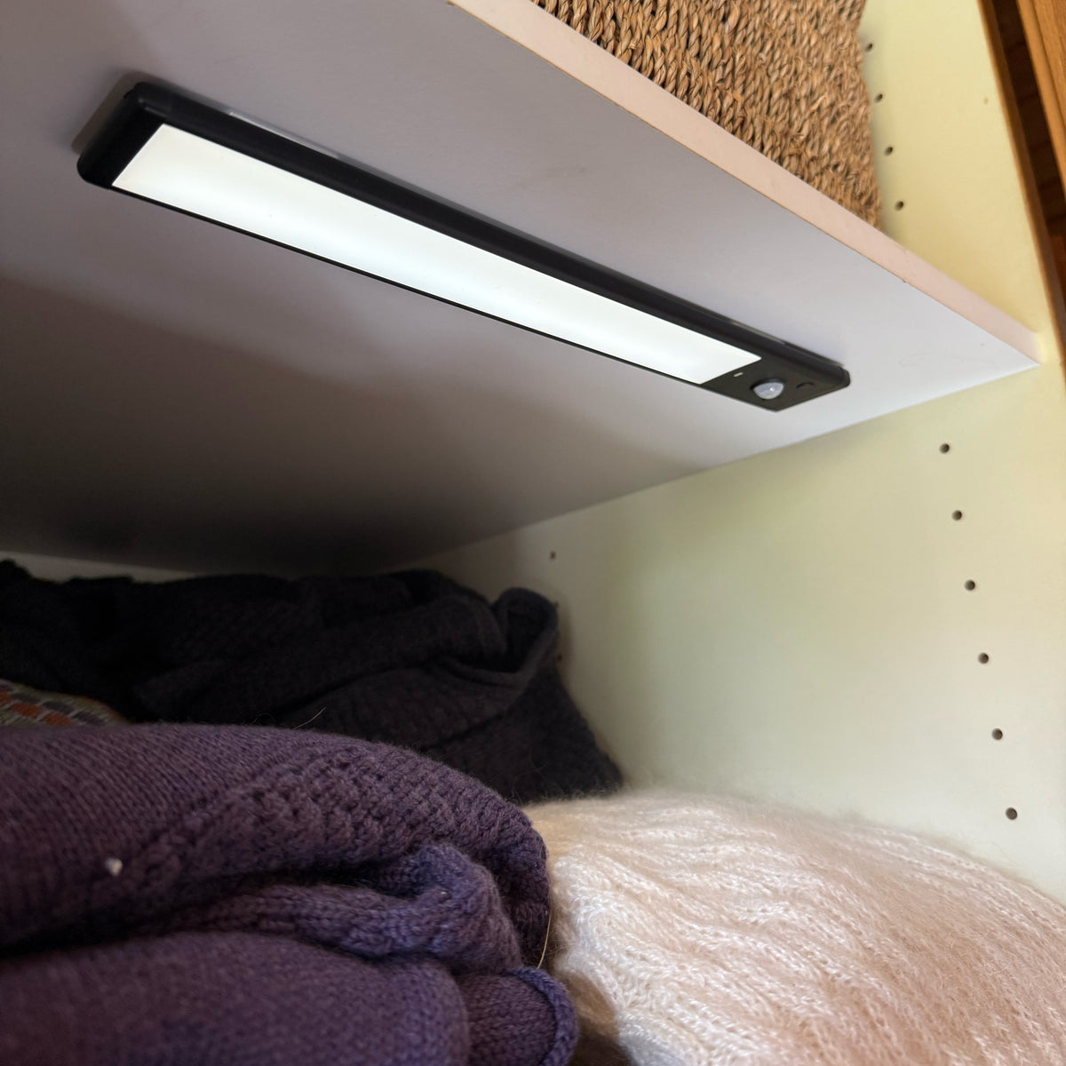 EasyBeam Trådløs Skabslampe m. Sensor 30cm