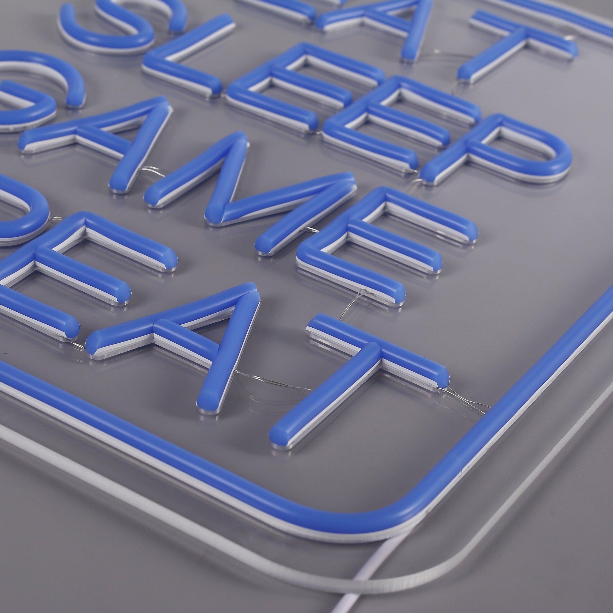 Eat Sleep Game Repeat Neon Væglampe-Lightish-OutletLamper.dk