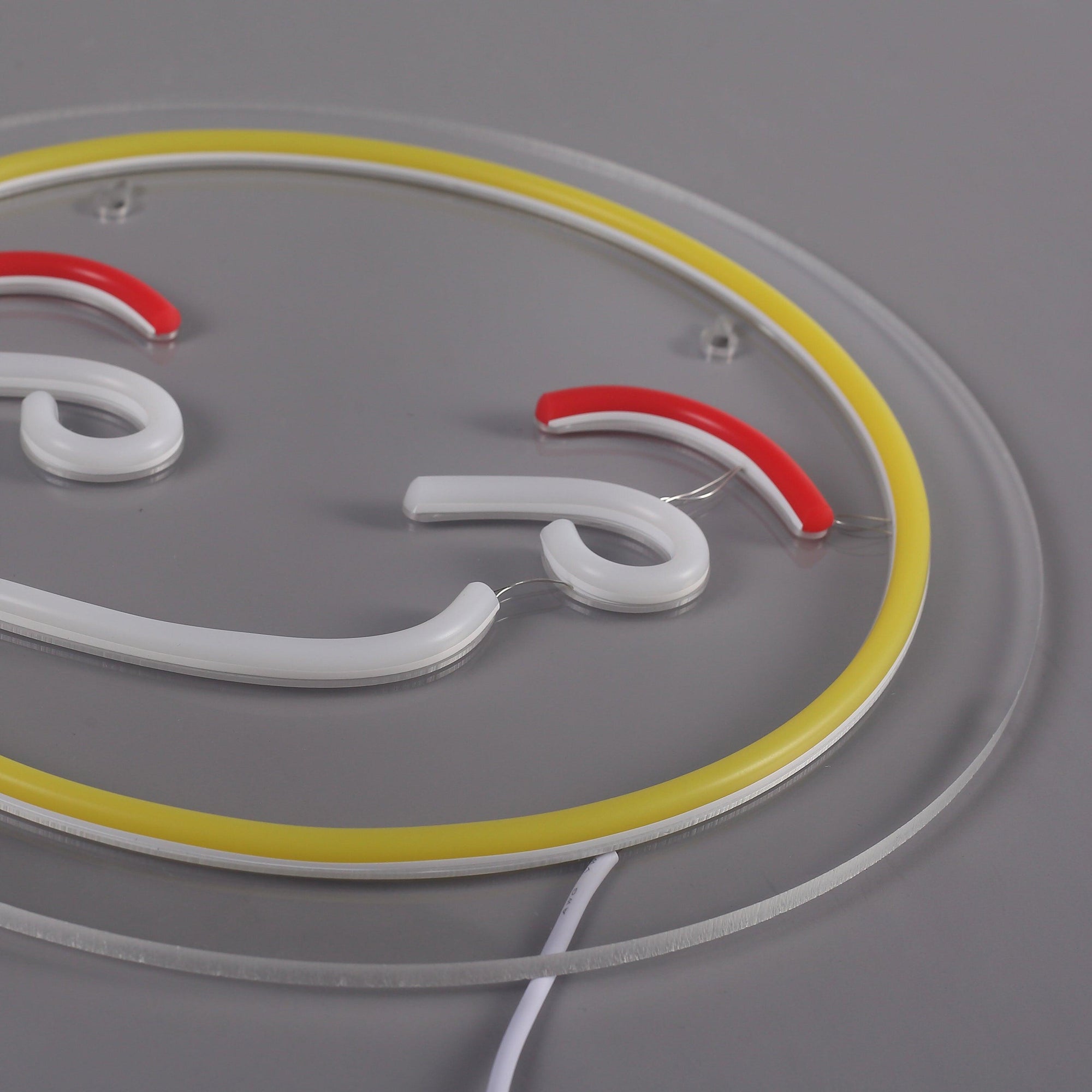 Emoji Flirty Neon Væglampe-Lightish-OutletLamper.dk
