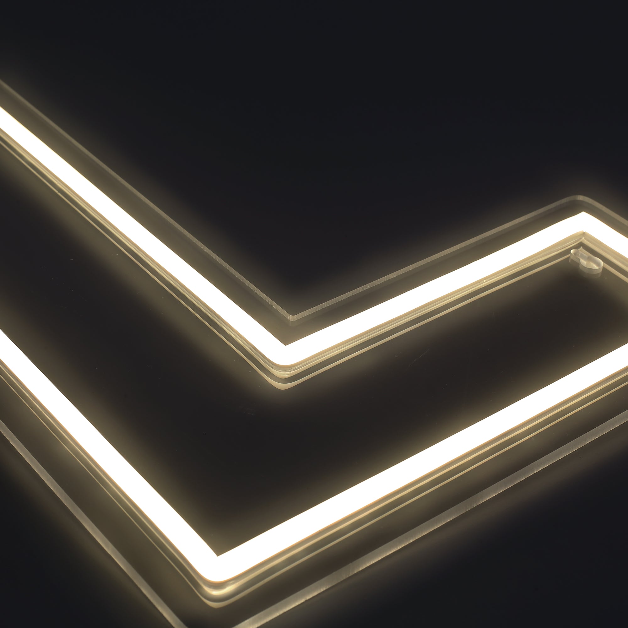 Bogstav L Neon Væglampe-Lightish-OutletLamper.dk