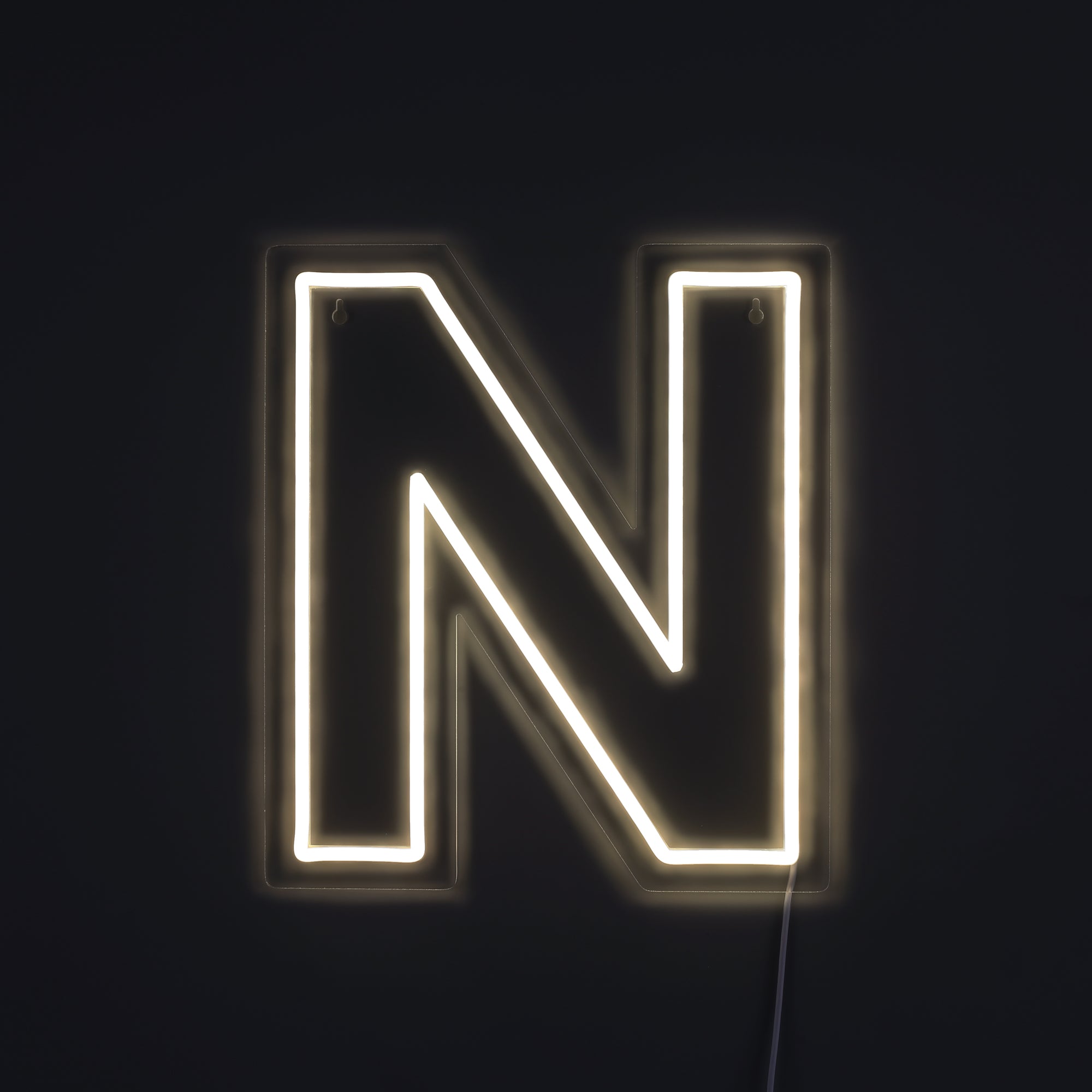 Bogstav N Neon Væglampe-Lightish-OutletLamper.dk
