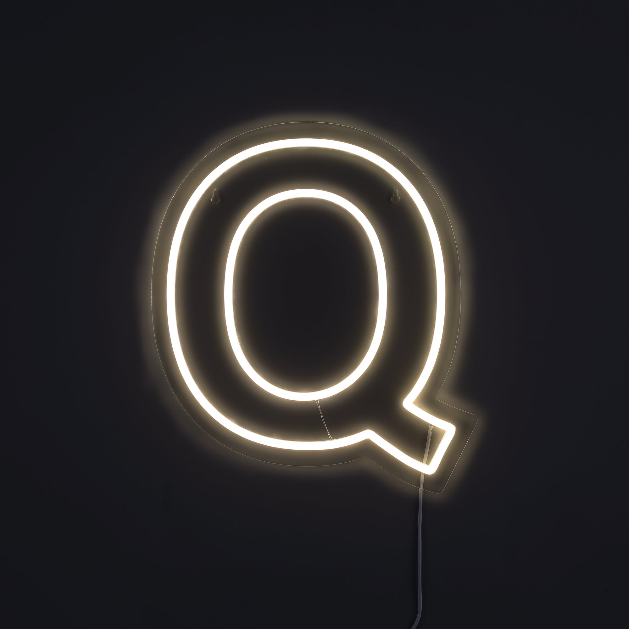 Bogstav Q Neon Væglampe-Lightish-OutletLamper.dk