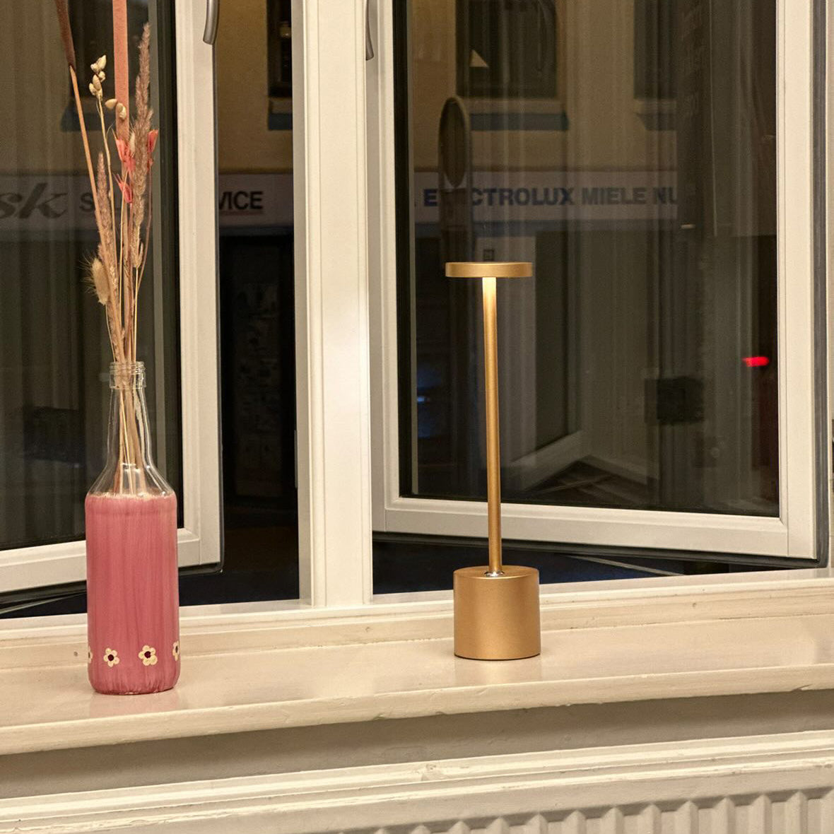 Bologna LED Trådløs Bordlampe