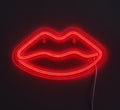 Kiss Neon Væglampe